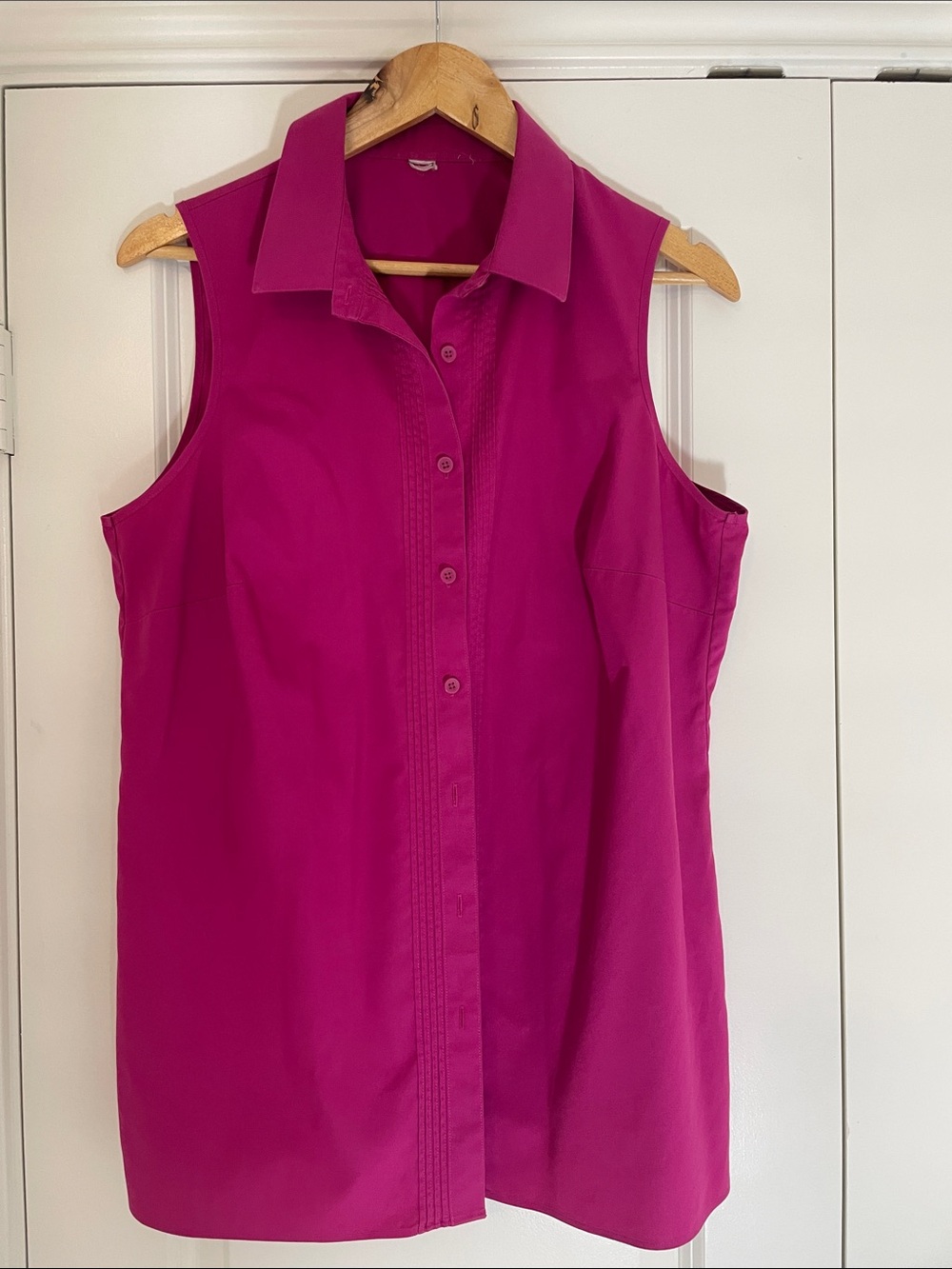 Coldwater  Creek Sleeveless Button-Front Women's Top in Fuchsia 100% Cotton